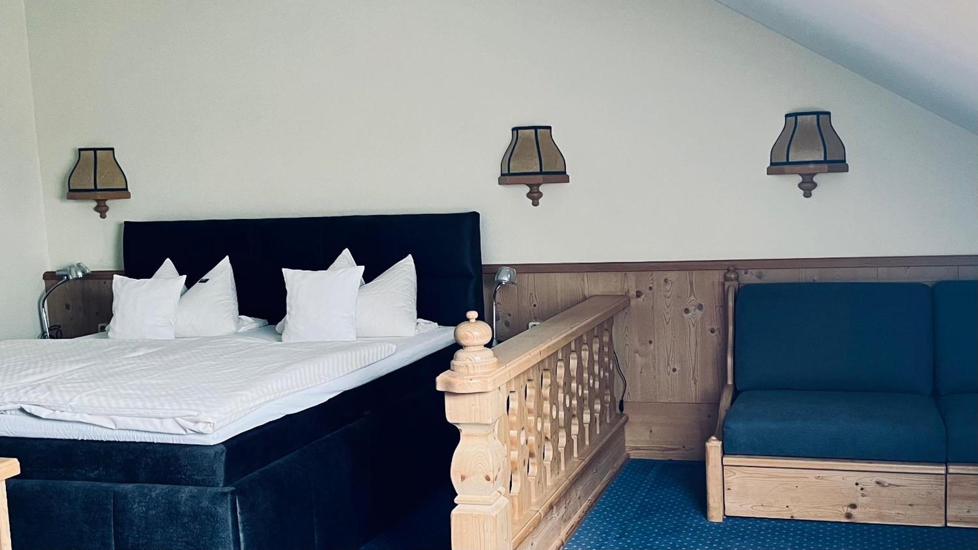 Hotel Gasthof Schoenblick Neumarkt in der Oberpfalz Esterno foto