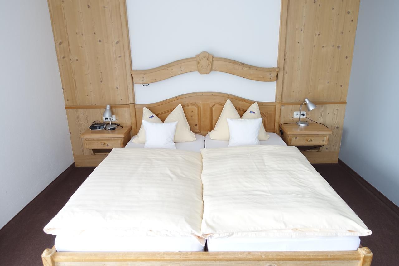 Hotel Gasthof Schoenblick Neumarkt in der Oberpfalz Esterno foto